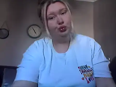 lilah-xo online show from 03-05-25, 06:45