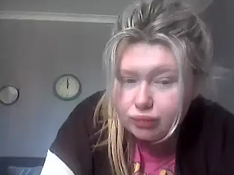 lilah-xo online show from 03-11-25, 11:01