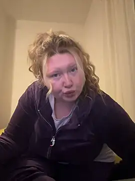 lilah-xo online show from 12-12-24, 07:26