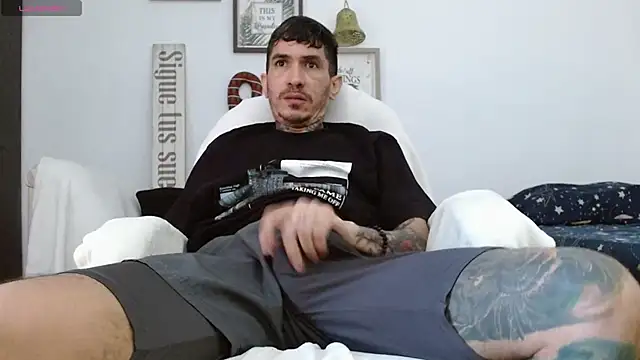 IaDoherty online show from 12-04-25, 04:28