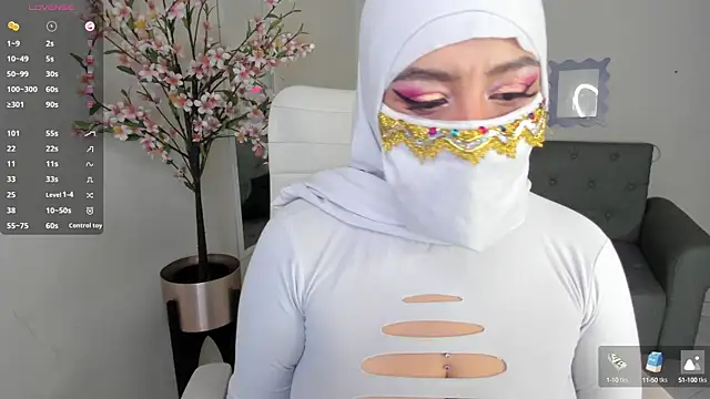 cloe sirena online show from 09-17-25, 02:52