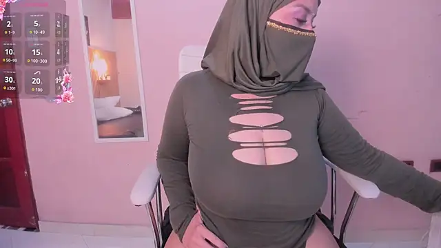 cloe sirena online show from 05-19-26, 03:19