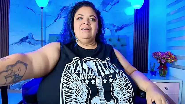 ANAMARIARIOS online show from 06-18-26, 07:52