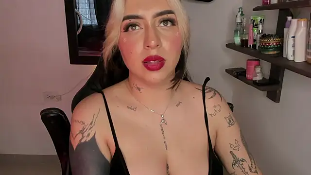 AnnikaMerliahh  online show from 01-05-26, 05:27