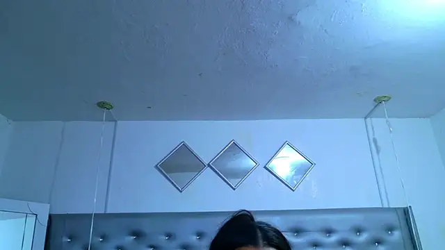 EileenBenzon online show from 04-14-26, 04:39