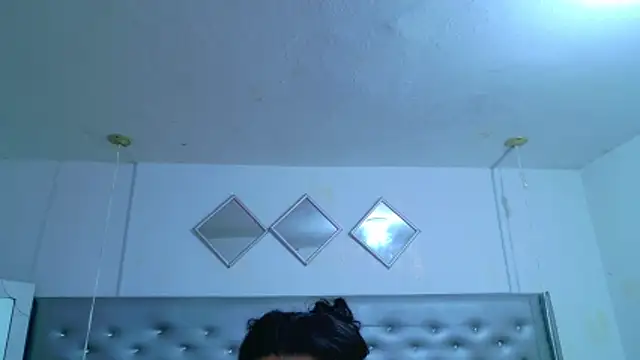 EileenBenzon online show from 05-09-26, 02:09