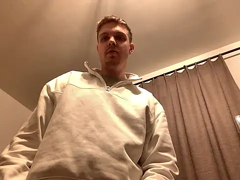 Snapshot of neilho1 chatting on 03-07-25, 10:32 neilho1 online show from 03-07-25, 10:32