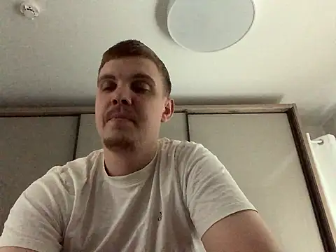 Snapshot of neilho1 chatting on 09-15-25, 07:09 neilho1 online show from 09-15-25, 07:09