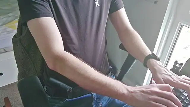 an4y8ot online show from 04-02-26, 02:13