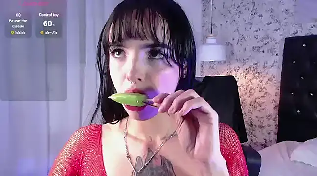 Snapshot of Layla_crazybaby_ chatting on 12-28-24, 11:16 Layla crazybaby  online show from 12-28-24, 11:16