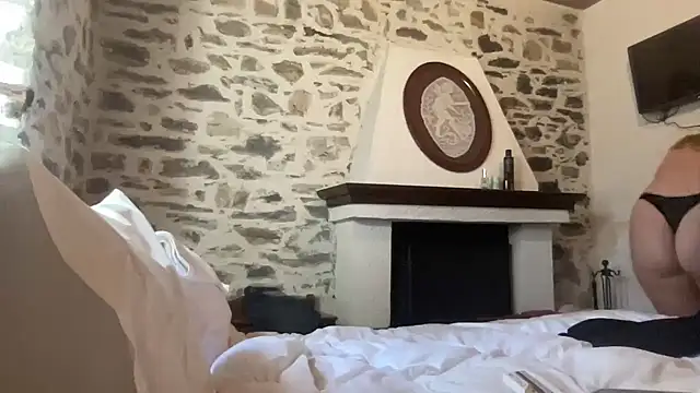 YourGreekAnna online show from 06-21-26, 02:56