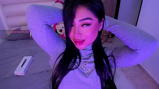Snapshot of gaby_desire777 chatting on 09-27-25, 02:50 gaby desire777 online show from 09-27-25, 02:50