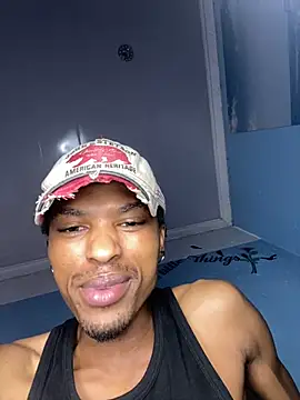 Snapshot of BlueIceCube chatting on 12-16-24, 09:57 BlueIceCube online show from 12-16-24, 09:57