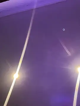 Snapshot of BlueIceCube chatting on 09-23-25, 03:19 BlueIceCube online show from 09-23-25, 03:19