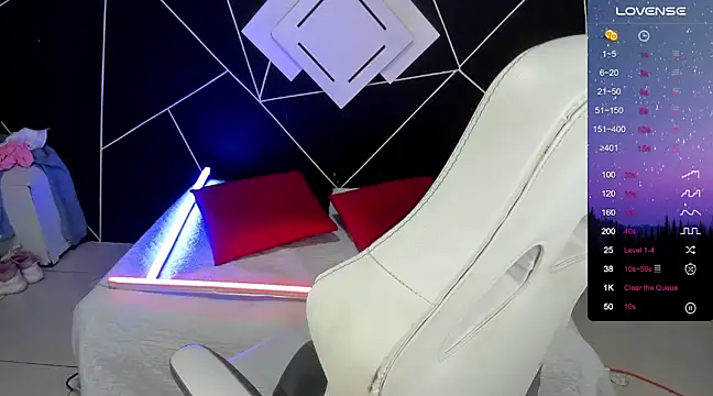 sofiakey online show from 12-10-24, 04:45