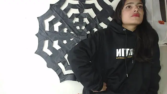 skinny sweet2411 online show from 11-03-25, 05:12