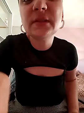 Nell-X online show from 05-07-26, 11:13