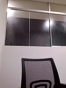 Snapshot of zeta29 chatting on 11-18-25, 02:49 zeta29 online show from 11-18-25, 02:49