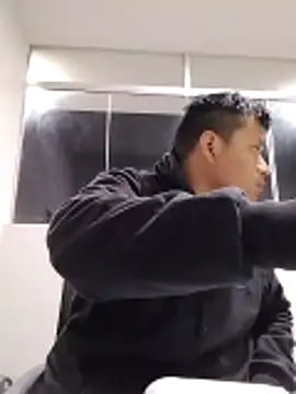 Snapshot of zeta29 chatting on 10-19-25, 05:10 zeta29 online show from 10-19-25, 05:10