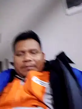 Snapshot of zeta29 chatting on 11-17-25, 02:26 zeta29 online show from 11-17-25, 02:26