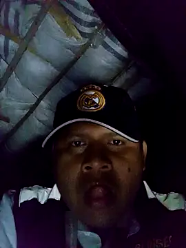 Snapshot of zeta29 chatting on 12-16-24, 05:49 zeta29 online show from 12-16-24, 05:49