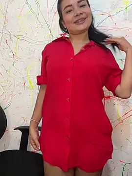 Snapshot of Rousse_blue chatting on 02-05-25, 03:45 Rousse blue online show from 02-05-25, 03:45