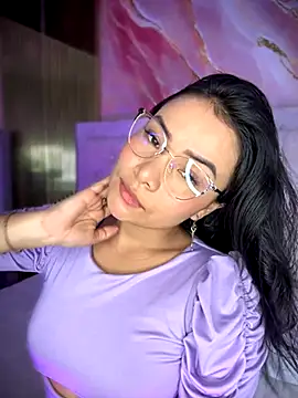 Snapshot of Rousse_blue chatting on 09-16-25, 03:40 Rousse blue online show from 09-16-25, 03:40