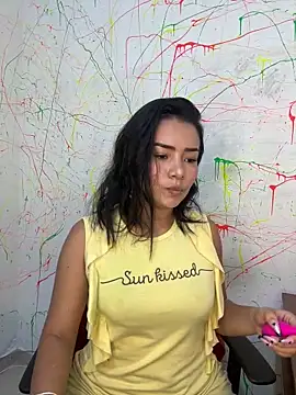 Snapshot of Rousse_blue chatting on 02-28-25, 03:04 Rousse blue online show from 02-28-25, 03:04