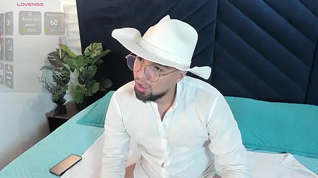 Edward max online show from 03-20-26, 03:40