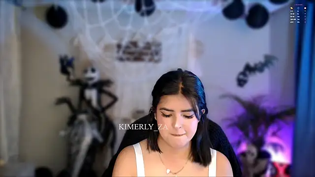 Snapshot of kim_zaratte chatting on 10-15-25, 01:04 kim zaratte online show from 10-15-25, 01:04