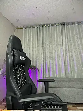 kim zaratte online show from 02-24-26, 01:28