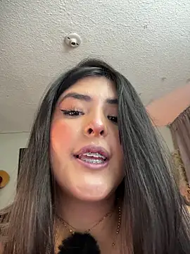 kim zaratte online show from 04-12-26, 02:37