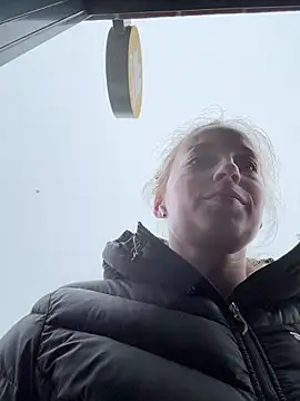 Snapshot of Hr_Frk_Olsen chatting on 02-21-26, 12:51 Hr Frk Olsen online show from 02-21-26, 12:51