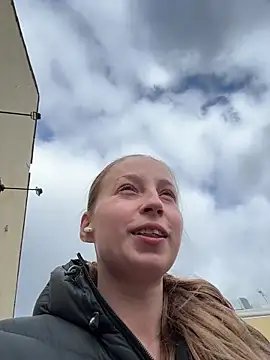 Snapshot of Hr_Frk_Olsen chatting on 03-26-26, 01:31 Hr Frk Olsen online show from 03-26-26, 01:31