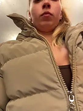 Hr Frk Olsen online show from 01-17-26, 02:53