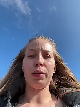 Snapshot of Hr_Frk_Olsen chatting on 03-11-26, 10:20 Hr Frk Olsen online show from 03-11-26, 10:20