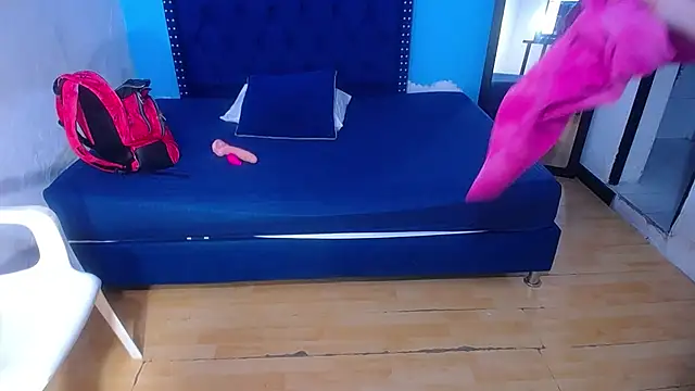 kinky redhead18 online show from 11-04-25, 01:48