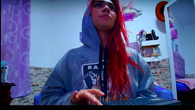 Melannytaylor online show from 12-05-25, 08:39