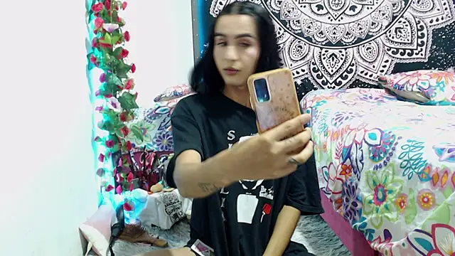 liissa 0 online show from 05-29-26, 06:41