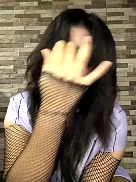 Elsa sweet online show from 10-17-25, 03:43