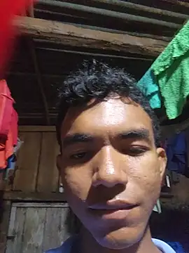 Reynold2608 online show from 07-12-26, 04:02