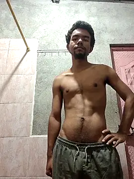 Reynold2608 online show from 02-01-26, 04:00