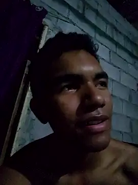 Reynold2608 online show from 04-14-26, 01:54