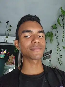 Reynold2608 online show from 05-18-26, 10:03