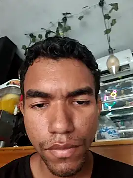 Reynold2608 online show from 04-09-26, 10:16