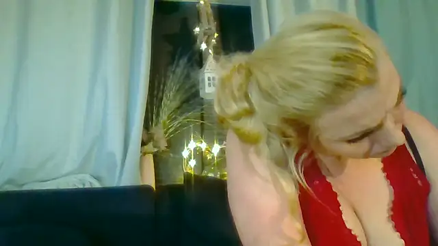 DevilsAngel13 online show from 11-19-25, 10:54