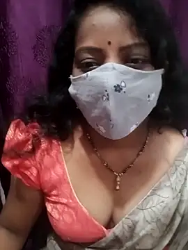 Snapshot of Manisha-Love chatting on 10-18-25, 12:56 Manisha-Love online show from 10-18-25, 12:56