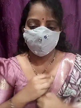 Snapshot of Manisha-Love chatting on 10-06-25, 02:29 Manisha-Love online show from 10-06-25, 02:29