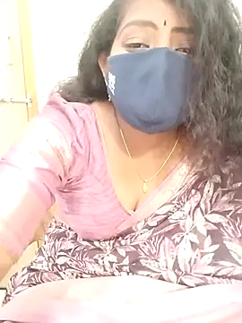 Snapshot of Manisha-Love chatting on 02-17-25, 06:50 Manisha-Love online show from 02-17-25, 06:50