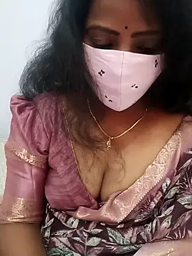 Snapshot of Manisha-Love chatting on 02-22-25, 12:18 Manisha-Love online show from 02-22-25, 12:18